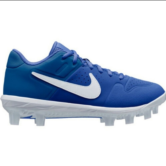 nike youth baseball shoes